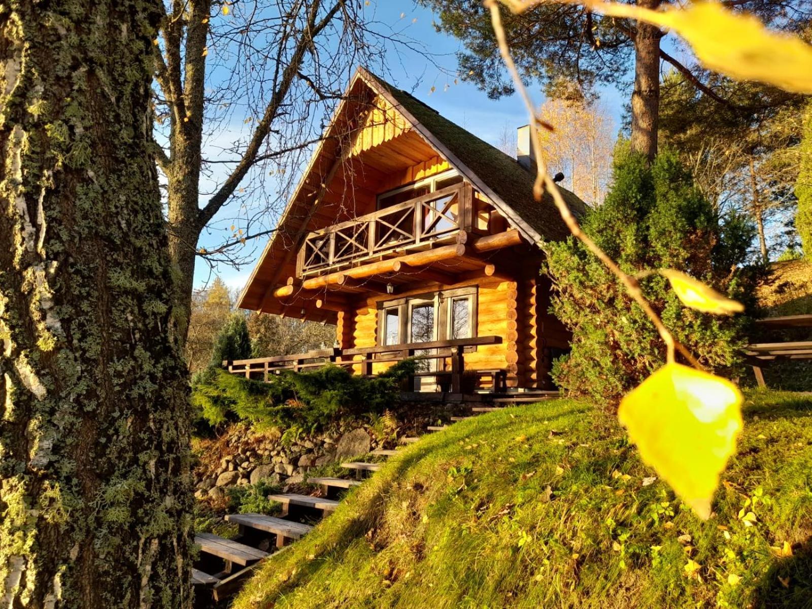Ezerkalni Villa Raiskums Екстериор снимка